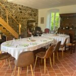Dejeuner salle du logis bis